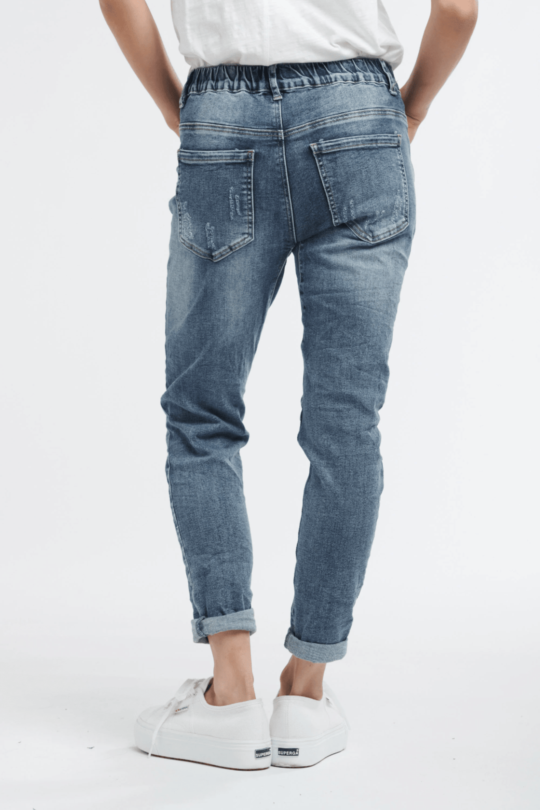 Emma Stretch Jeans - Light Wash - IS5 - Pizazz BoutiqueItalian Star