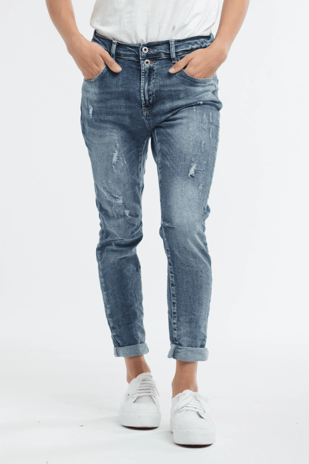 Emma Stretch Jeans - Light Wash - IS5 - Pizazz BoutiqueItalian Star