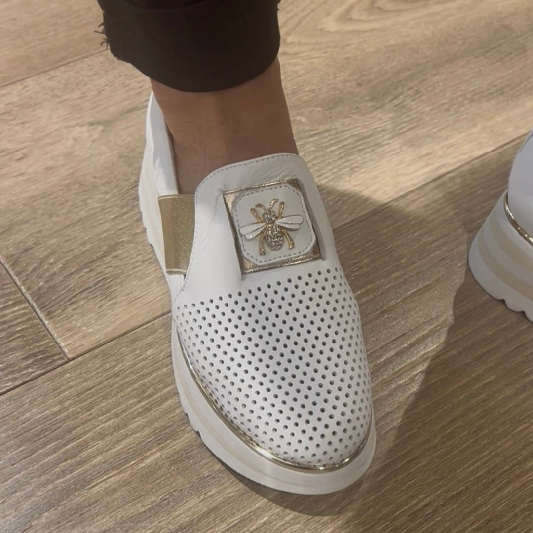 Ensom Sneaker - White/Gold - DJ12 - Pizazz BoutiqueDjango & Juliette