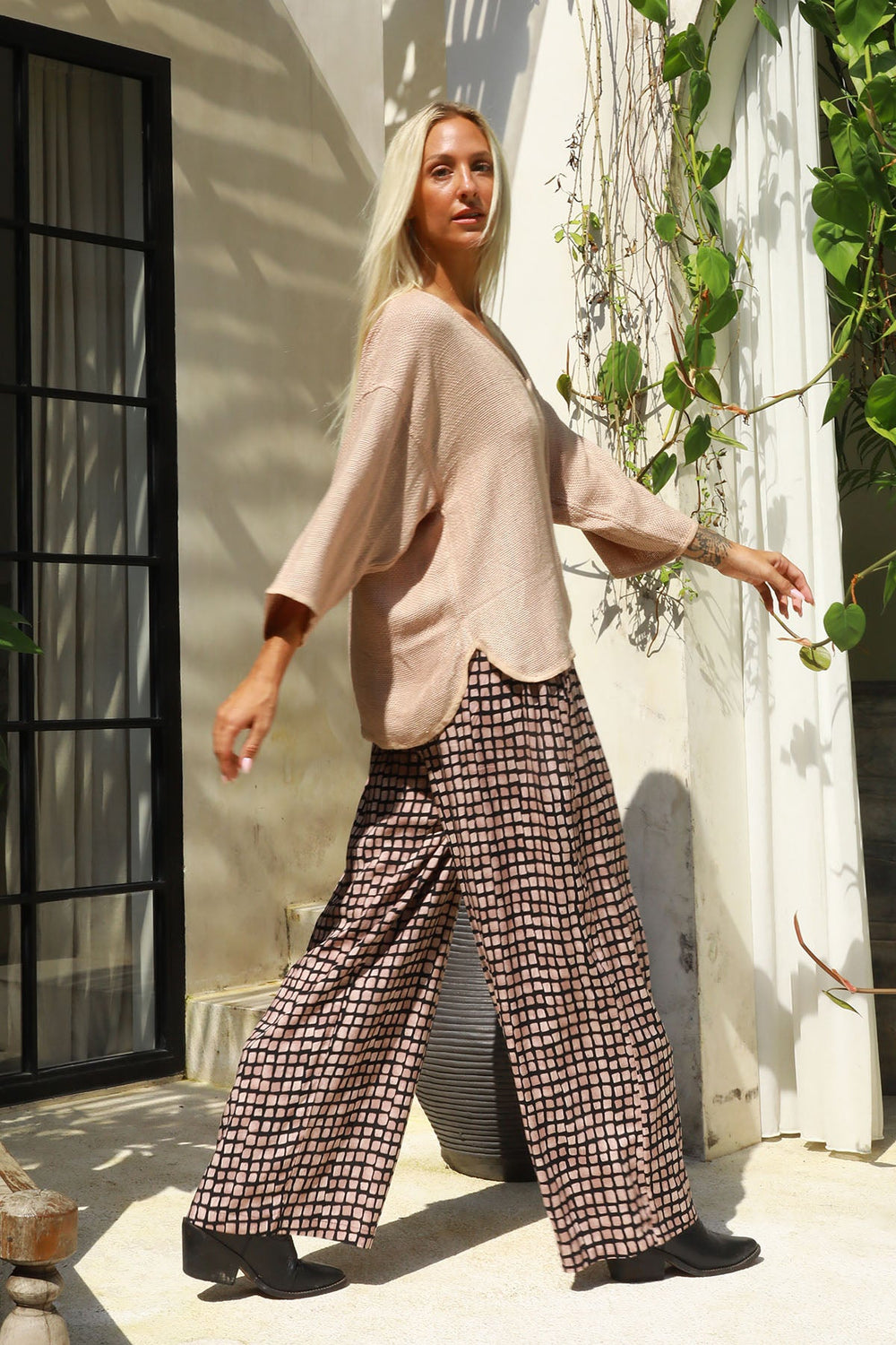 Estelle Hessian V Neck Top - Cinnamon - CB2 - Pizazz BoutiqueCarbon The Label