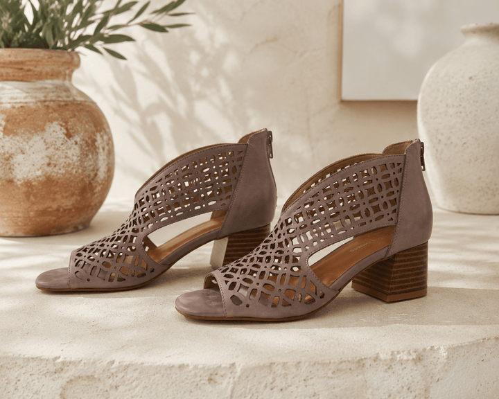 Fermina Sandal - Cafe - DJ34 - Pizazz BoutiqueDjango & Juliette