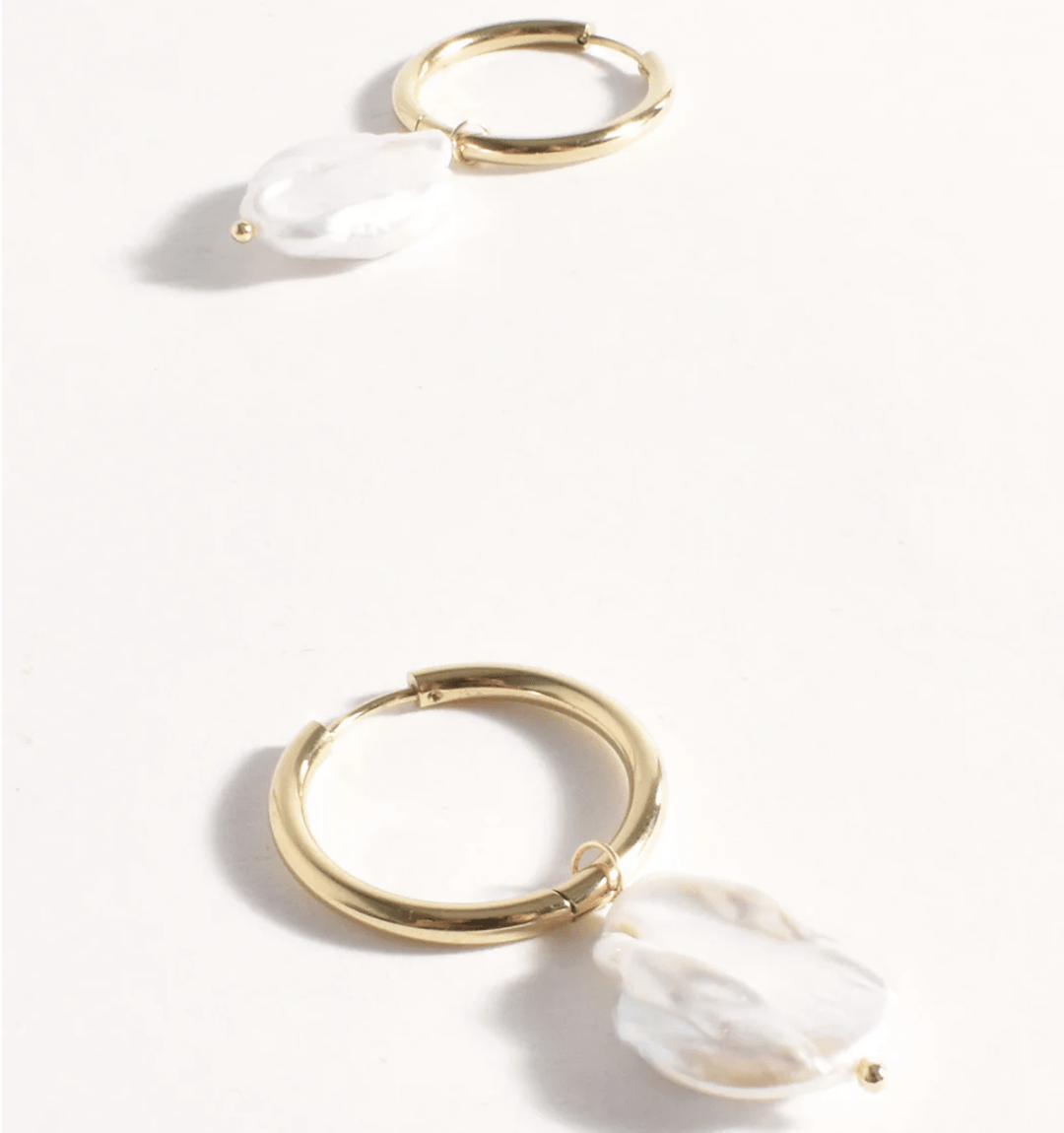 Fine Hoop Pearl Drop - AD50 - Pizazz BoutiqueAdorne