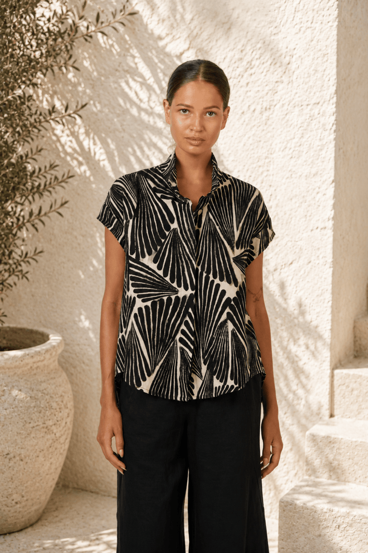Folies Linen Shirt -OJ82 - Pizazz BoutiqueNaturals By O & J