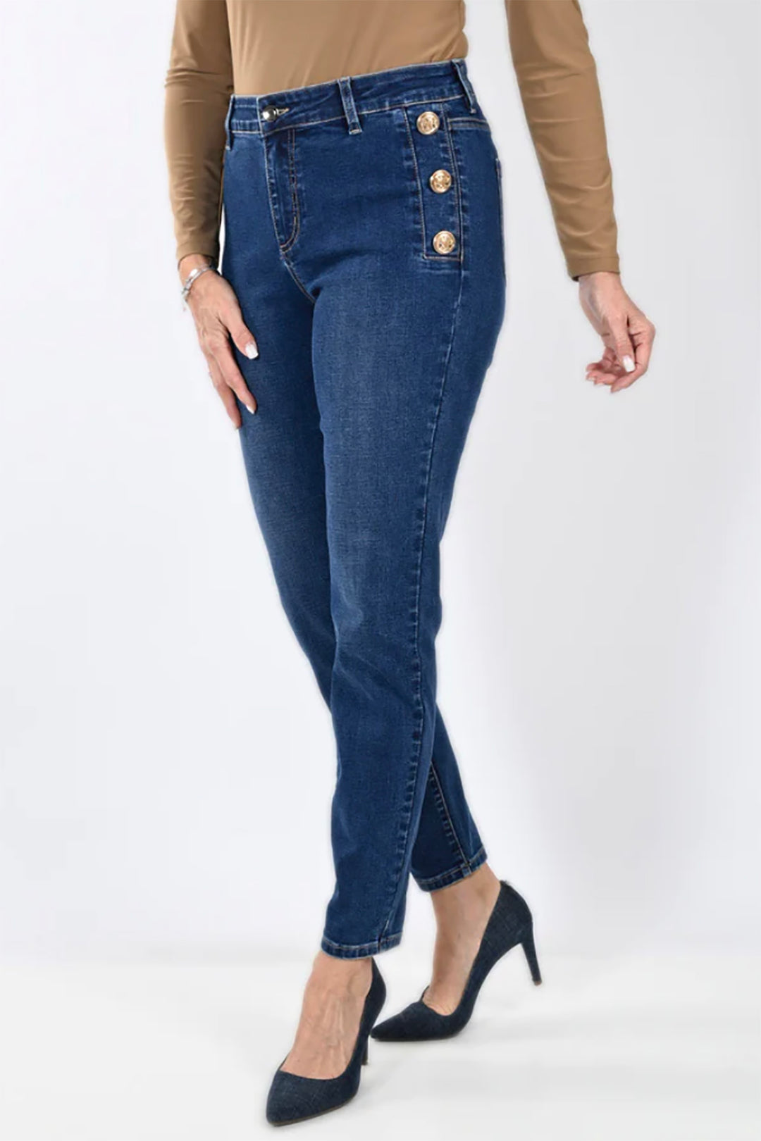 Woman wearing the bronze button jeans by Frank Lyman, sold and shipped from Pizazz Boutique
