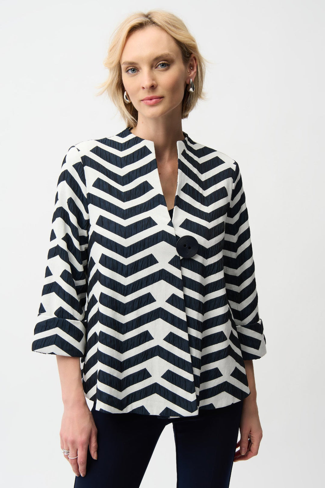 Geometric Trapeze Jacket - White/Navy - JR26 - Pizazz BoutiqueJoseph Ribkoff