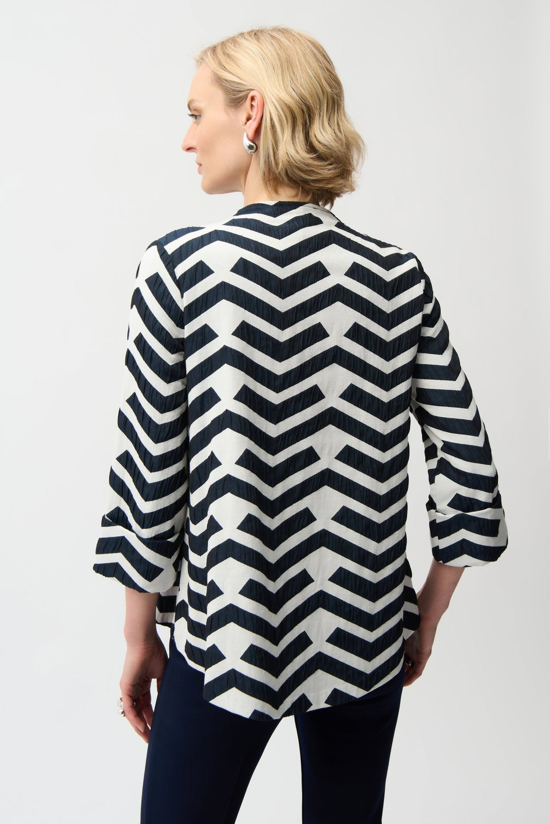 Geometric Trapeze Jacket - White/Navy - JR26 - Pizazz BoutiqueJoseph Ribkoff