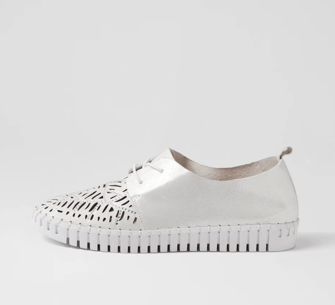 Heini Sneaker - White - DJ27 - Pizazz BoutiqueDjango & Juliette