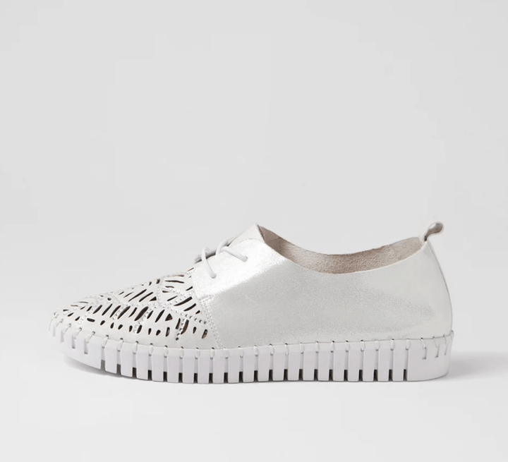 Heini Sneaker - White - DJ27 - Pizazz BoutiqueDjango & Juliette