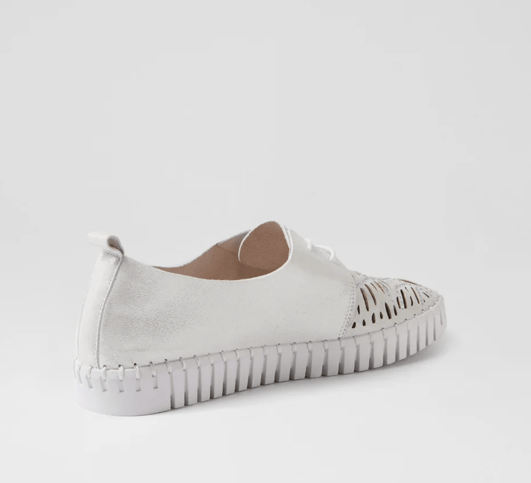 Heini Sneaker - White - DJ27 - Pizazz BoutiqueDjango & Juliette