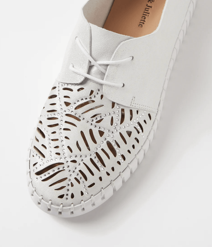 Heini Sneaker - White - DJ27 - Pizazz BoutiqueDjango & Juliette