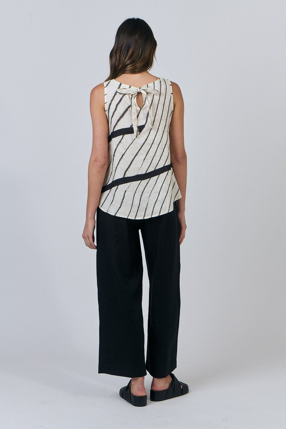 Isla Linen Top - Isobars - OJ1 - Pizazz BoutiqueNaturals By O & J