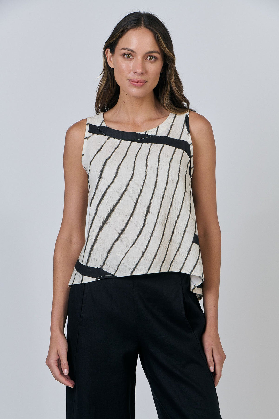 Isla Linen Top - Isobars - OJ1 - Pizazz BoutiqueNaturals By O & J