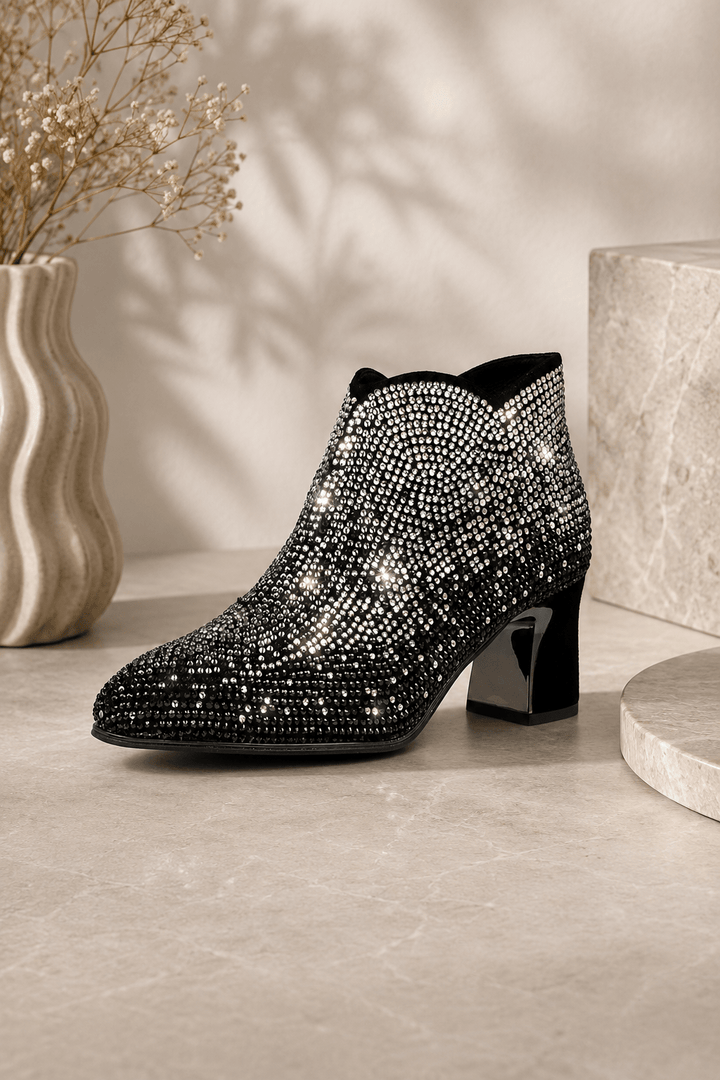 Jonsy Ankle Boot - DJ17 - Pizazz BoutiqueDjango & Juliette