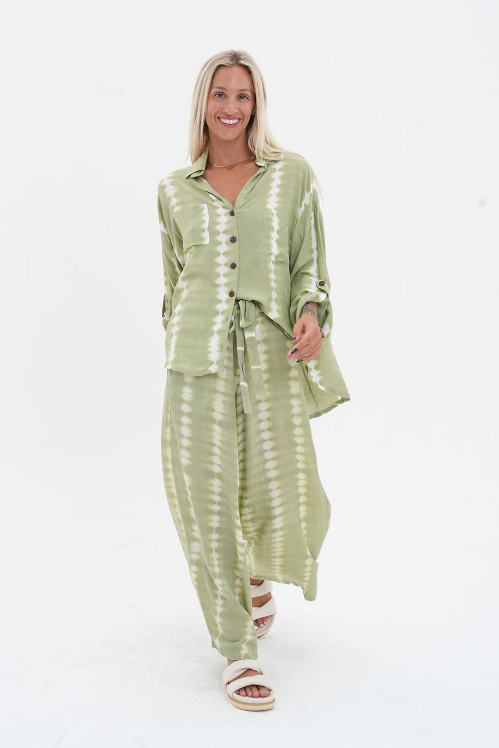 Kavala Longline Shirt - Matcha Ombre - CB5 - Pizazz BoutiqueCarbon The Label