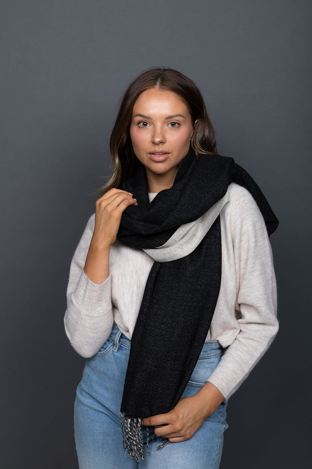 Kennedy Scarf | Charcoal | H36