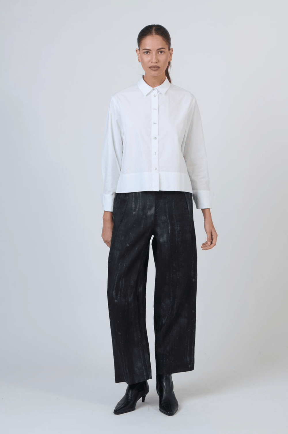 Laura Shirt - White - OJ43 - Pizazz BoutiqueNaturals By O & J