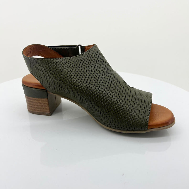 Lydia Sandal - Olive - RS40