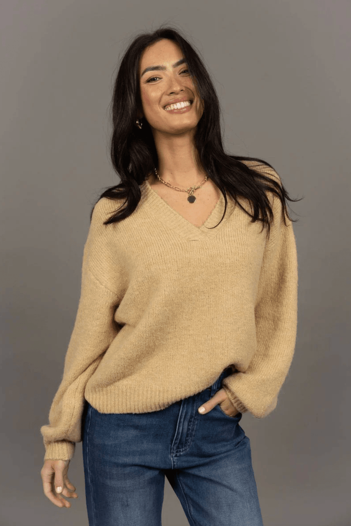 Nouveau V Neck - Latte - HM6 - Pizazz BoutiqueHumidity