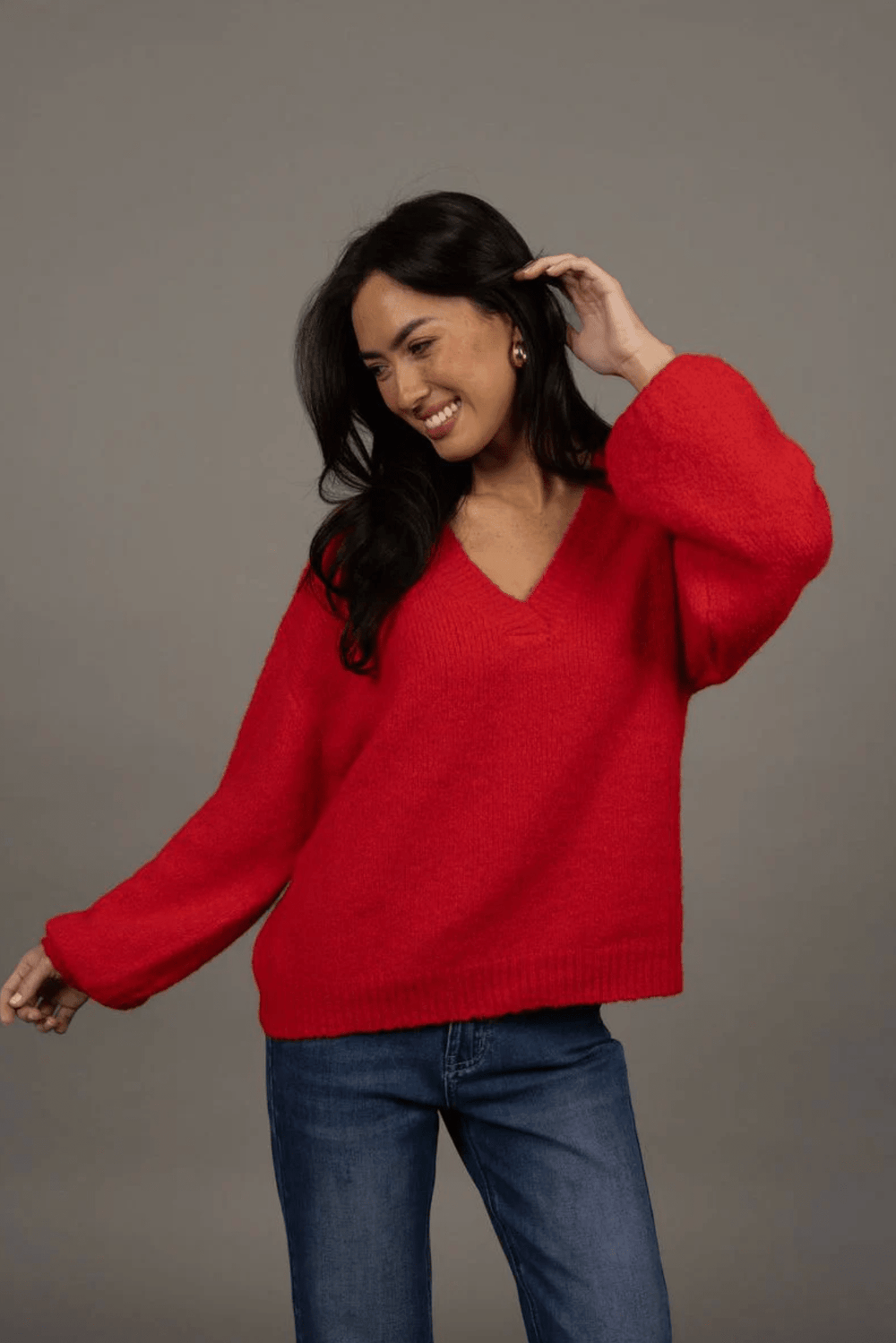 Nouveau V Neck - Scarlet - HM6 - Pizazz BoutiqueHumidity