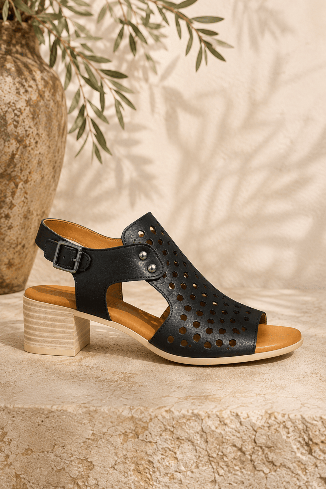 Pearl Sandal - Black - C30 - Pizazz BoutiqueCabello