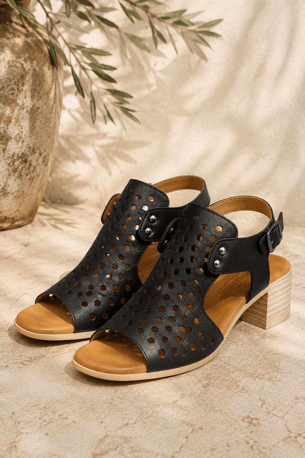 Pearl Sandal - Black - C30 - Pizazz BoutiqueCabello