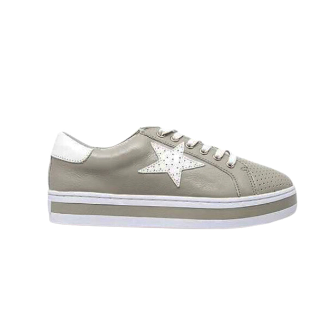 Pixie Leather Sneaker - Soft Grey/White - AE3