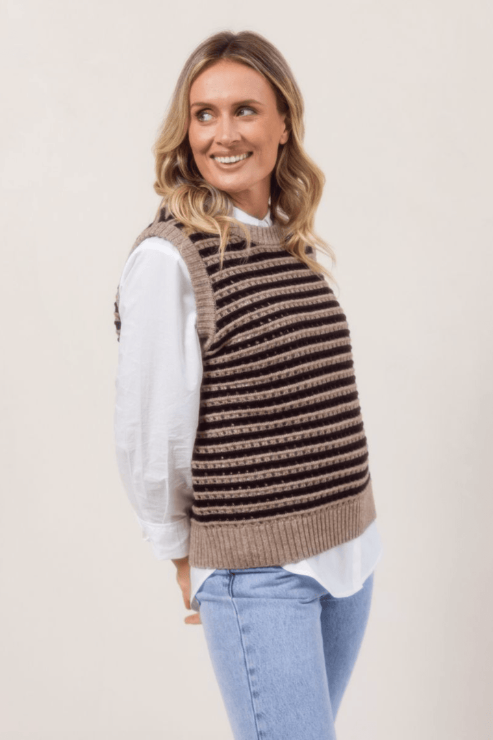 Pointelle Vest - Oat/Black - SS25 - Pizazz BoutiqueSee Saw