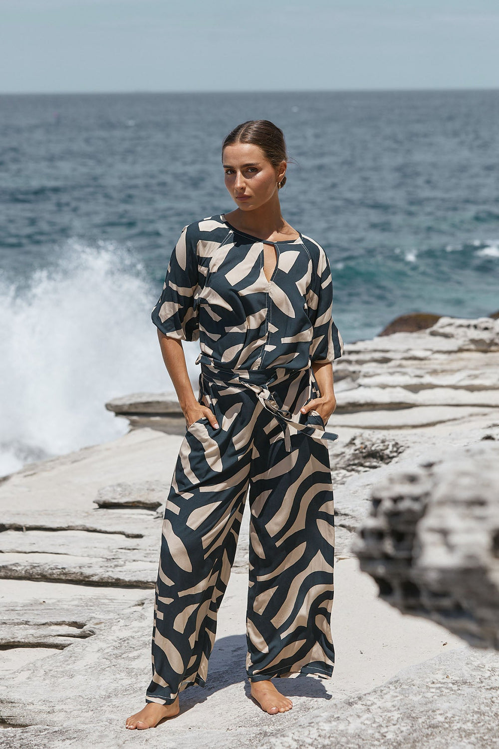 Portofino Bubble Shirt - Black & Cream - CB13 - Pizazz BoutiqueCarbon The Label