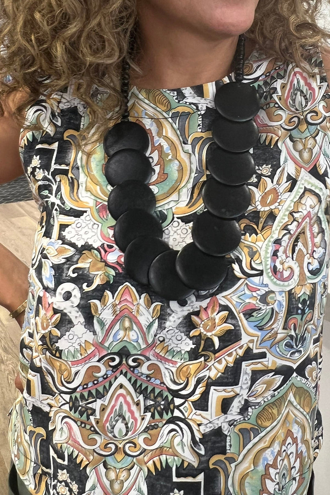 Resin Flat Disc Necklace - Black - N30 - Pizazz BoutiqueNamastai