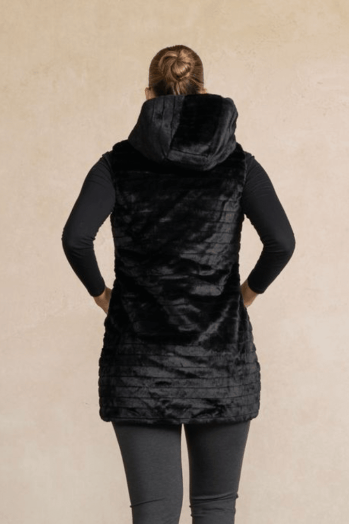 Reversible Faux Fur Vest - Black - CJ32 - Pizazz BoutiqueHolmes & Fallon