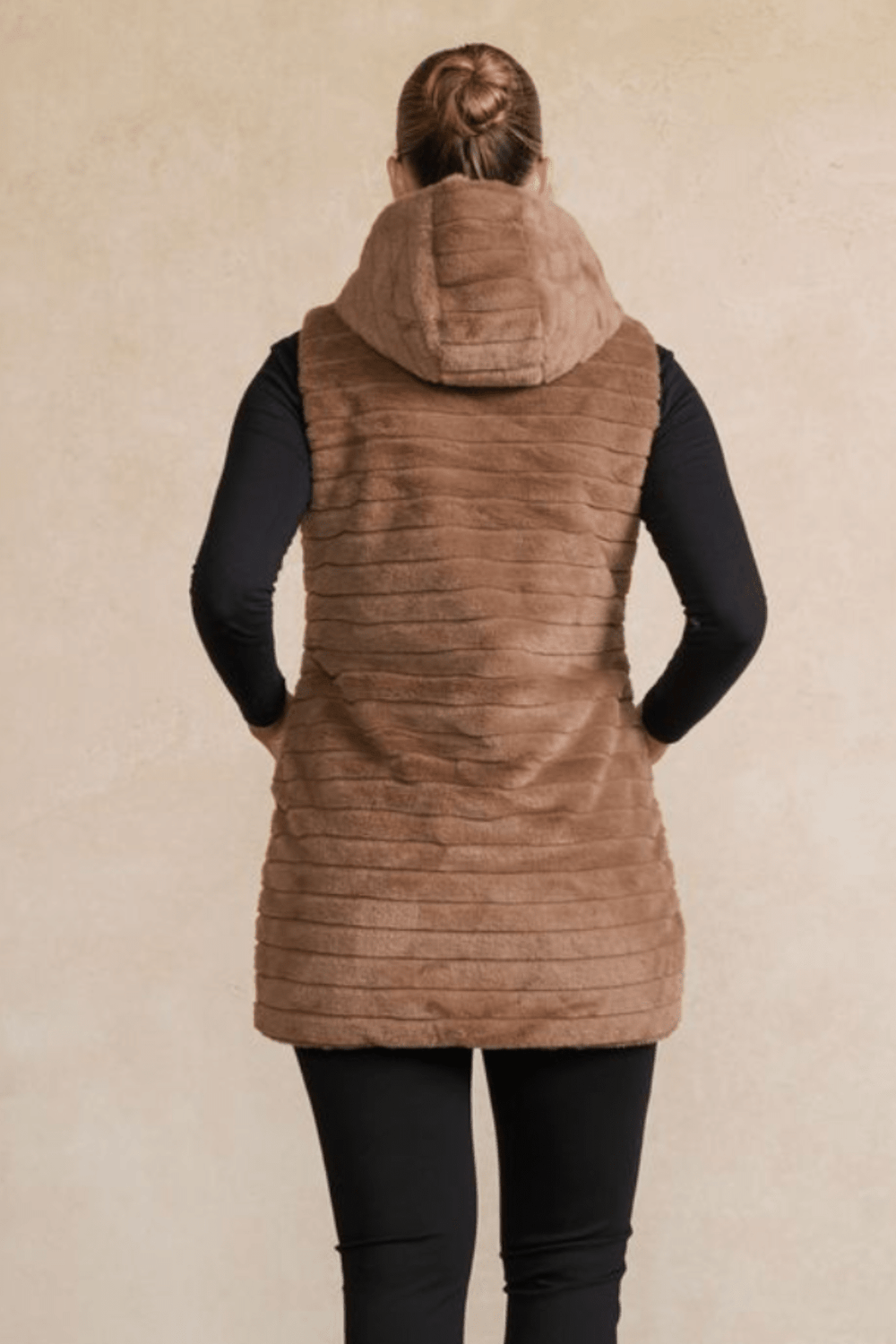 Reversible Faux Fur Vest - Taupe - CJ32 - Pizazz BoutiqueHolmes & Fallon