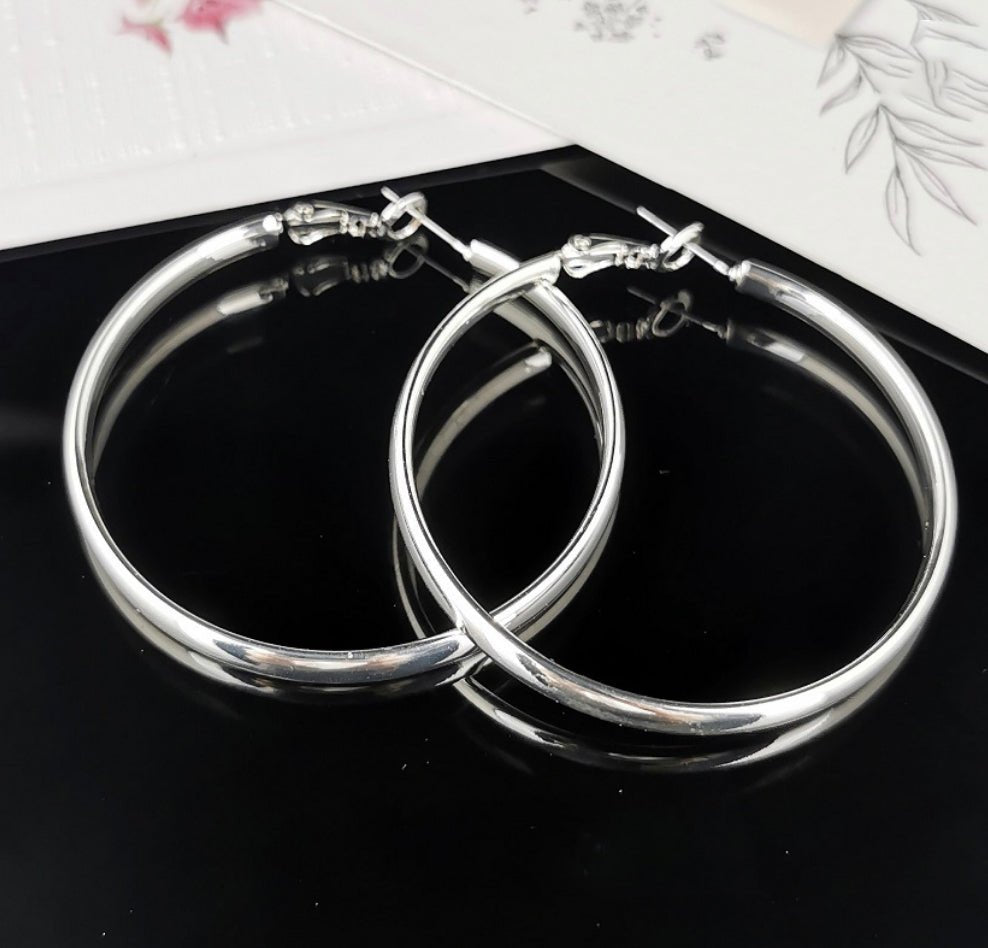 Silver Hoop Earrings - SJ16 - Pizazz BoutiqueSpice Up