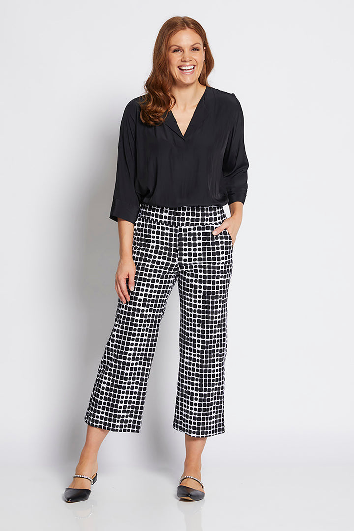 Ticket 7/8 Culotte Pant - Black Stark - PH14