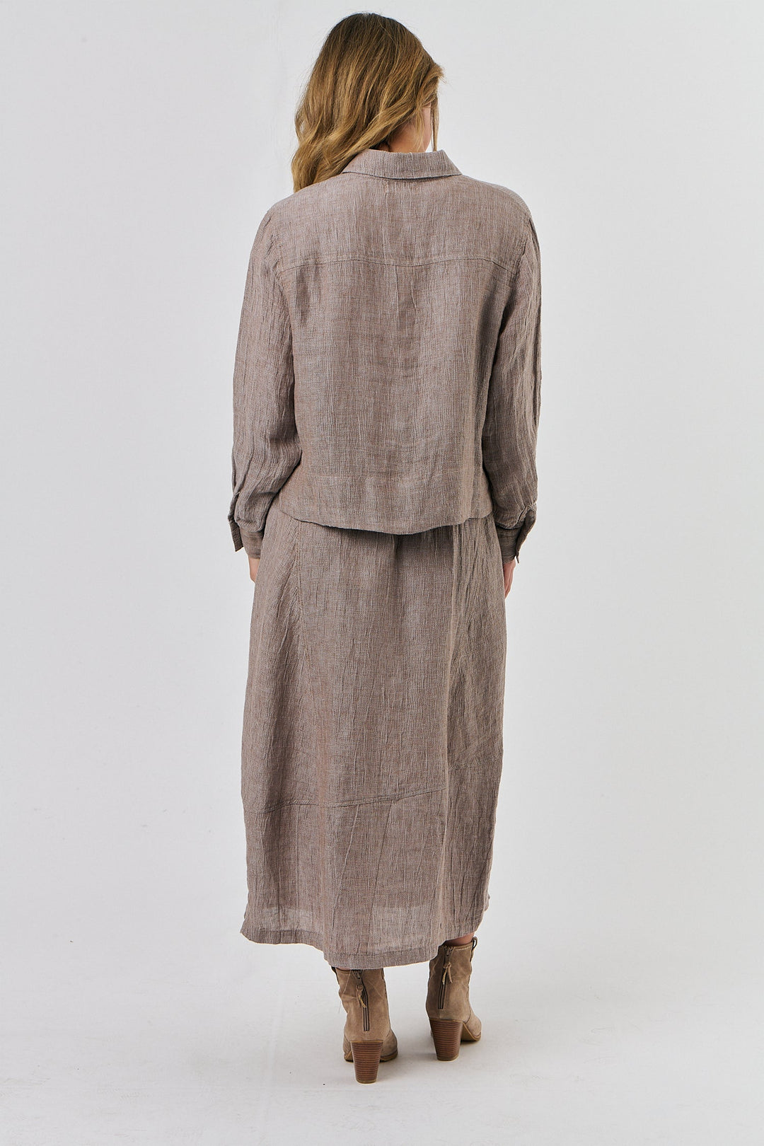 Stella Linen Crop Jacket - Truffle - OJ50 - Pizazz BoutiqueNaturals By O & J