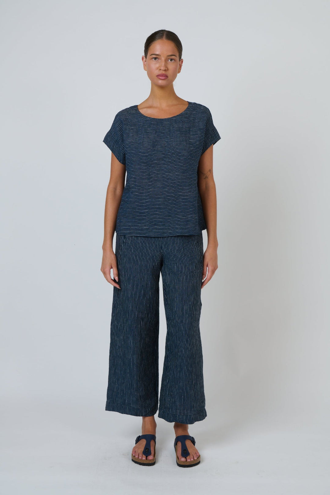 Streamlined Linen Top - Pizazz BoutiqueNaturals By O & J