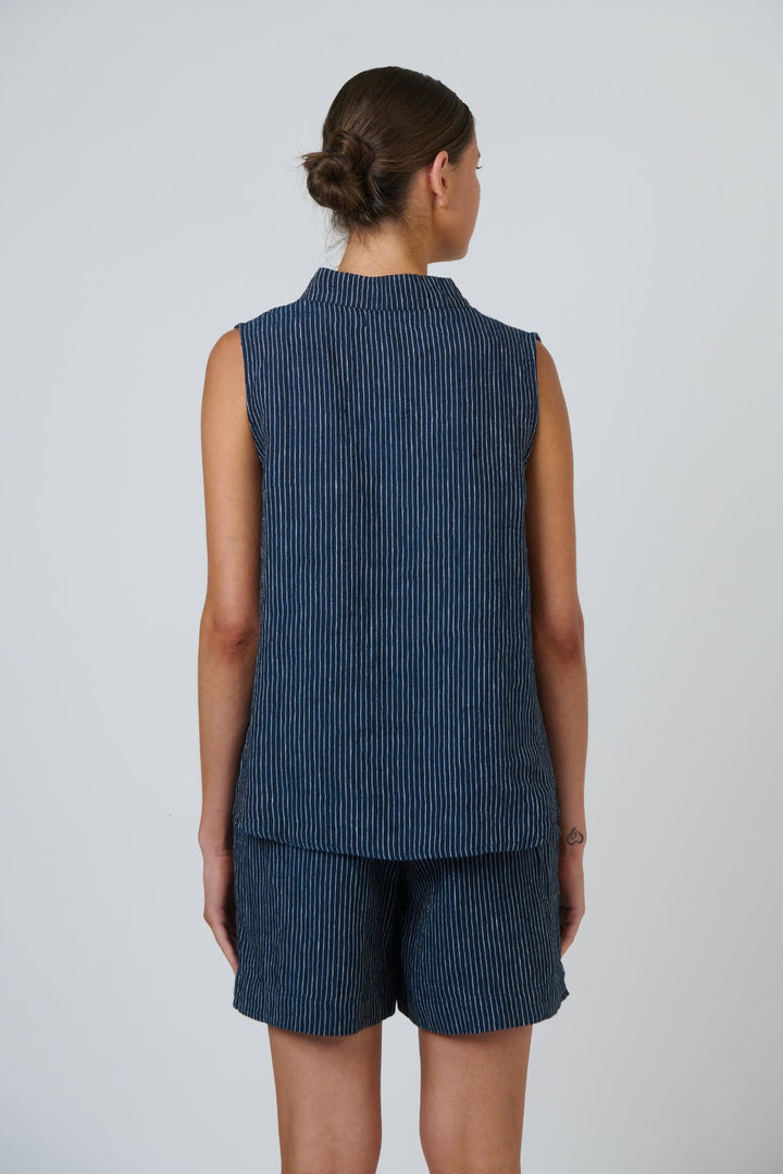 Streamlined Sleeveless Top - Pizazz BoutiqueNaturals By O & J
