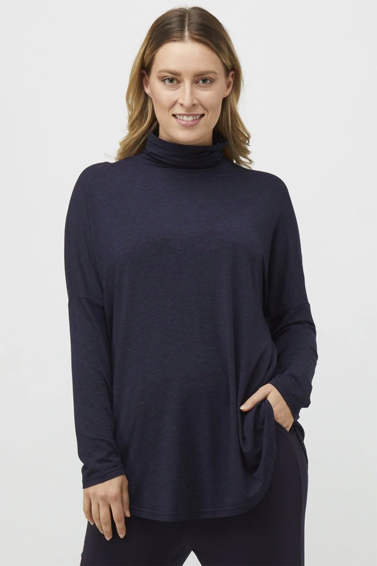 Loose hot sale turtleneck top