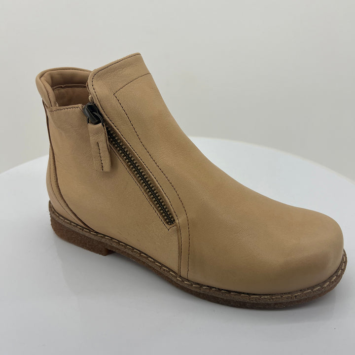 Tallow Ankle Boot - Camel - RS22