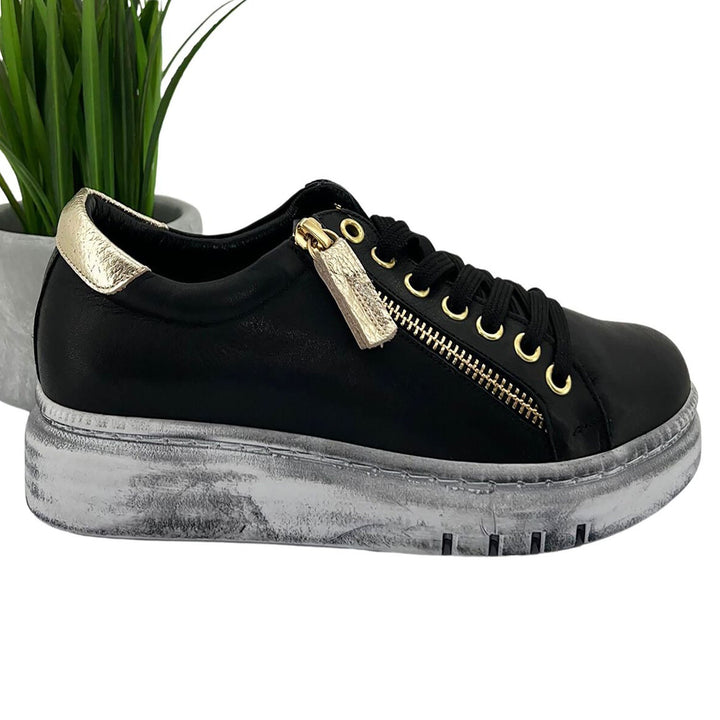 Tatter Sneaker - Black/Gold - RS3 - Pizazz BoutiqueRilassare