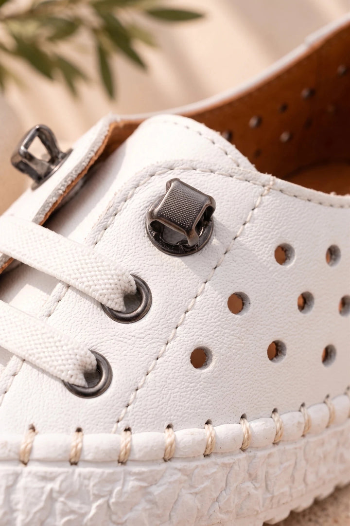 Terri Leather Slip-On - Pizazz BoutiqueRilassare