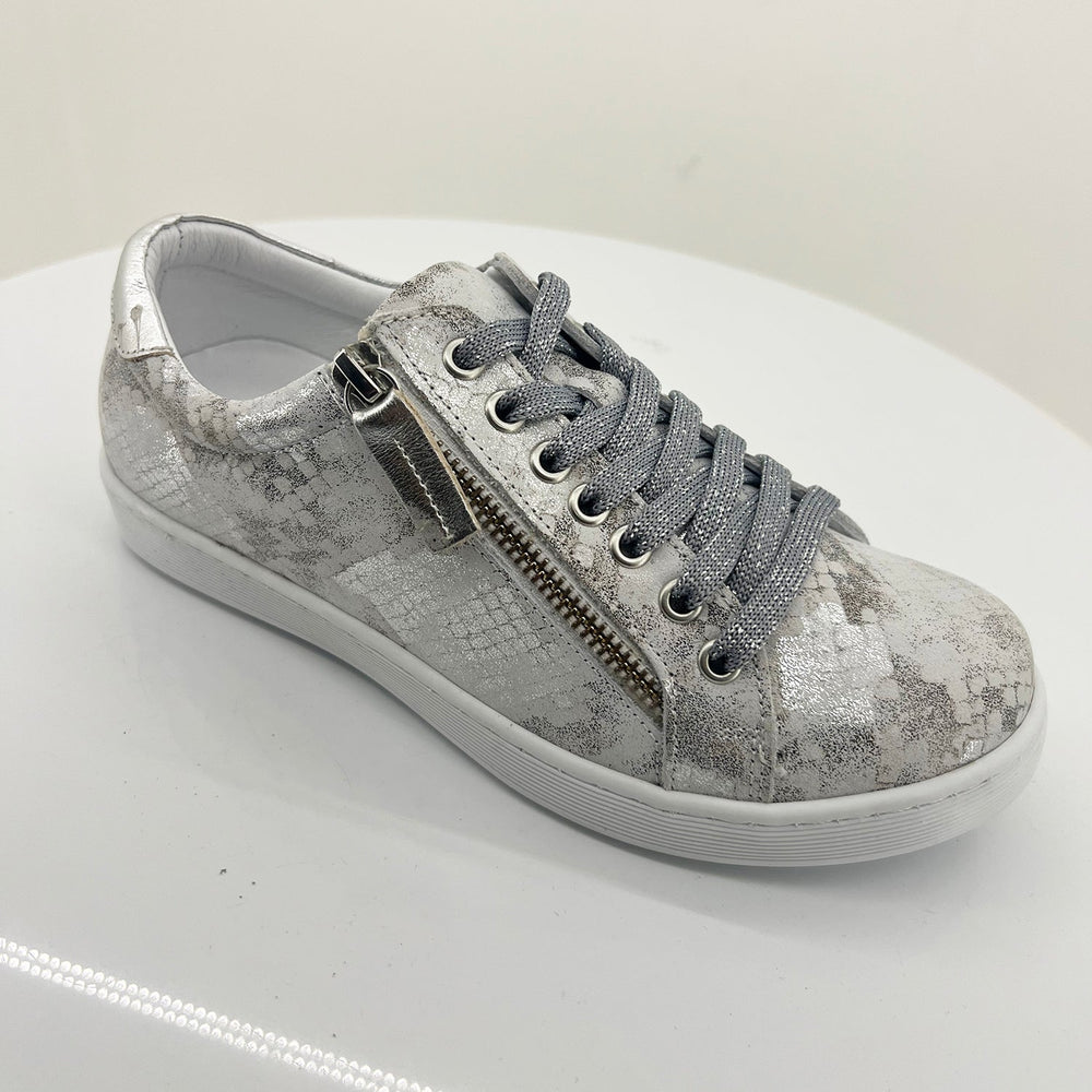 Token Sneaker - Silver Snake - RS11 - Pizazz BoutiqueRilassare