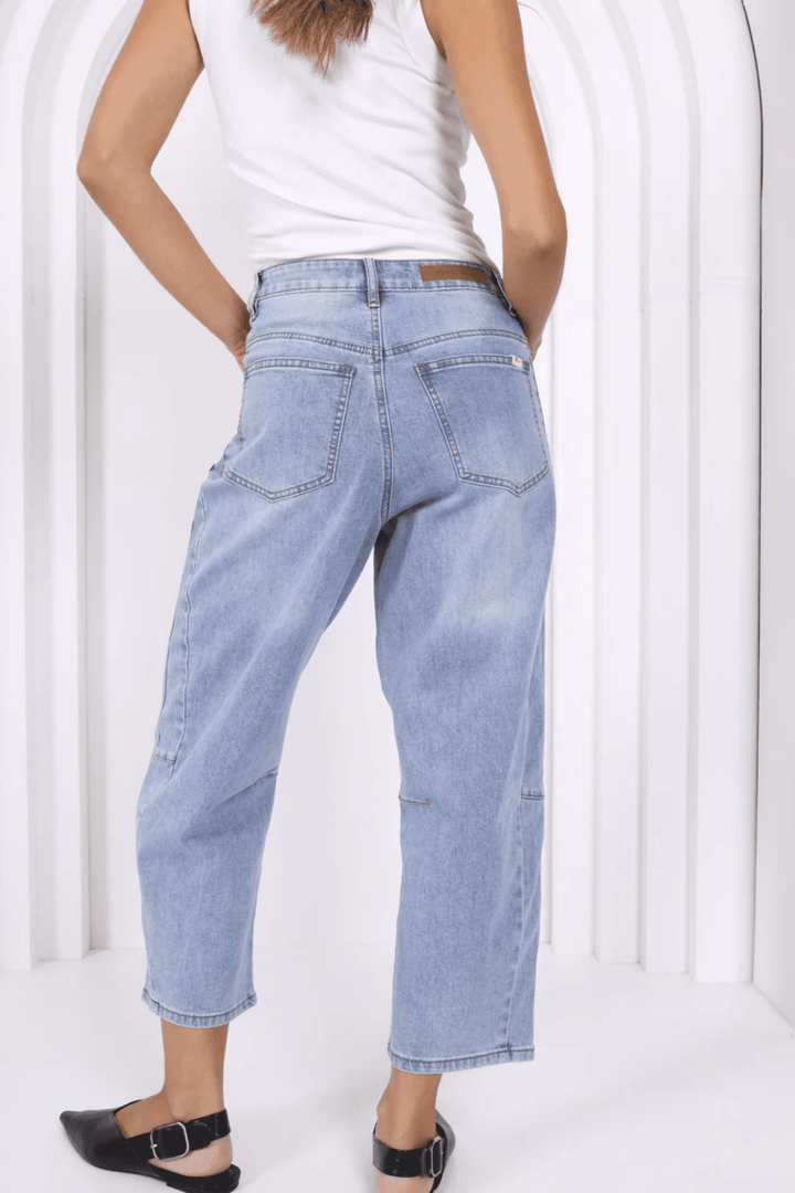 Toni Barrel Jeans - Light Wash - MC1 - Pizazz BoutiqueMonaco Jeans
