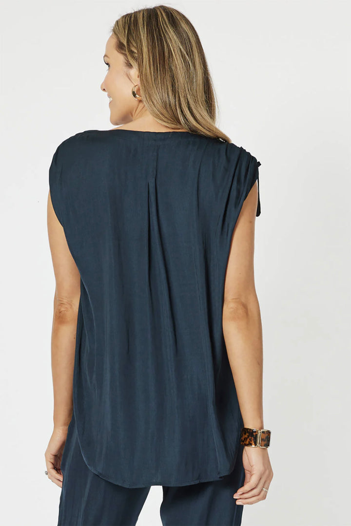 Traveller Luxe Top - Navy - HV10