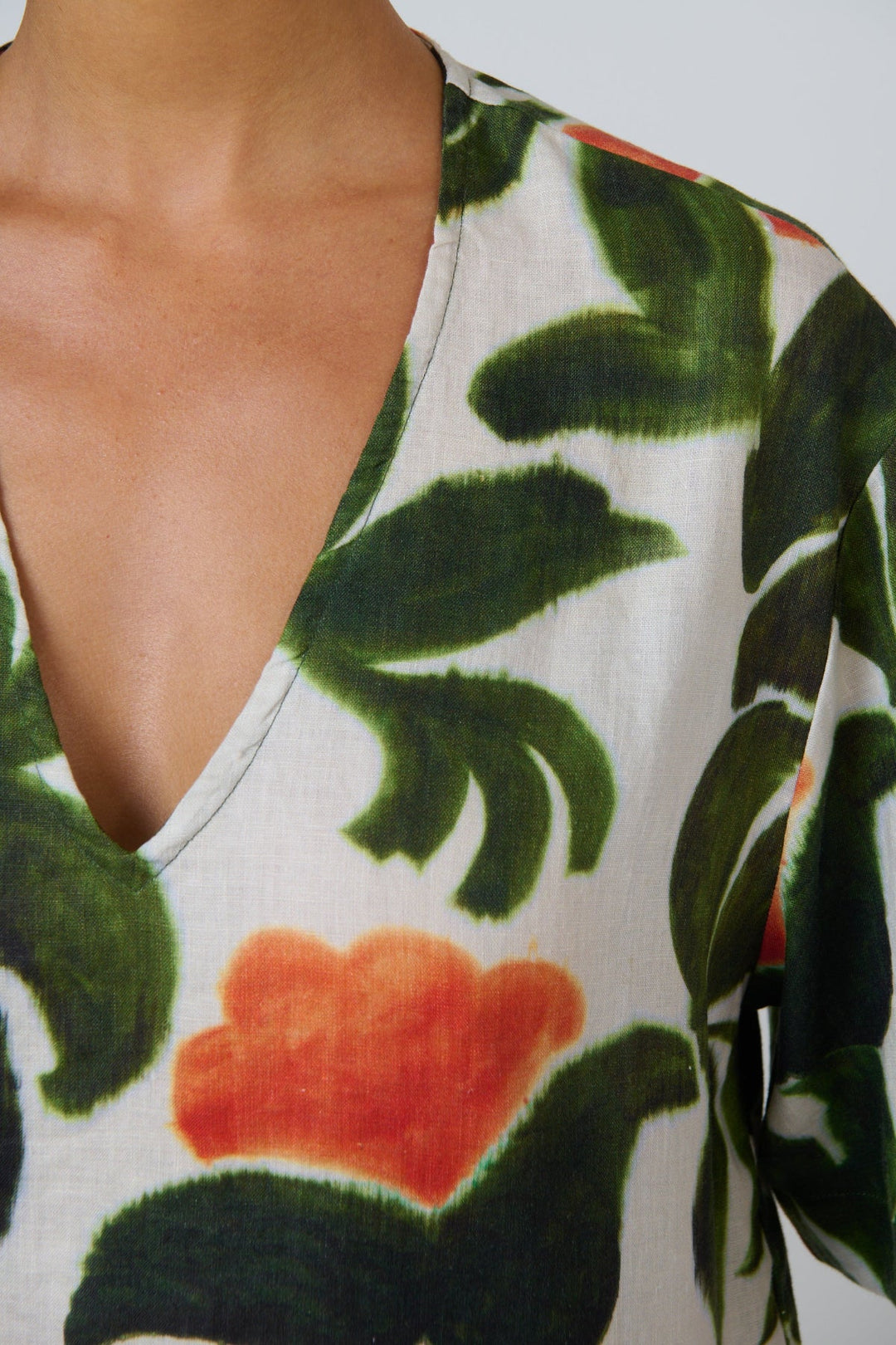 Tuileries Linen Top - Pizazz BoutiqueNaturals By O & J