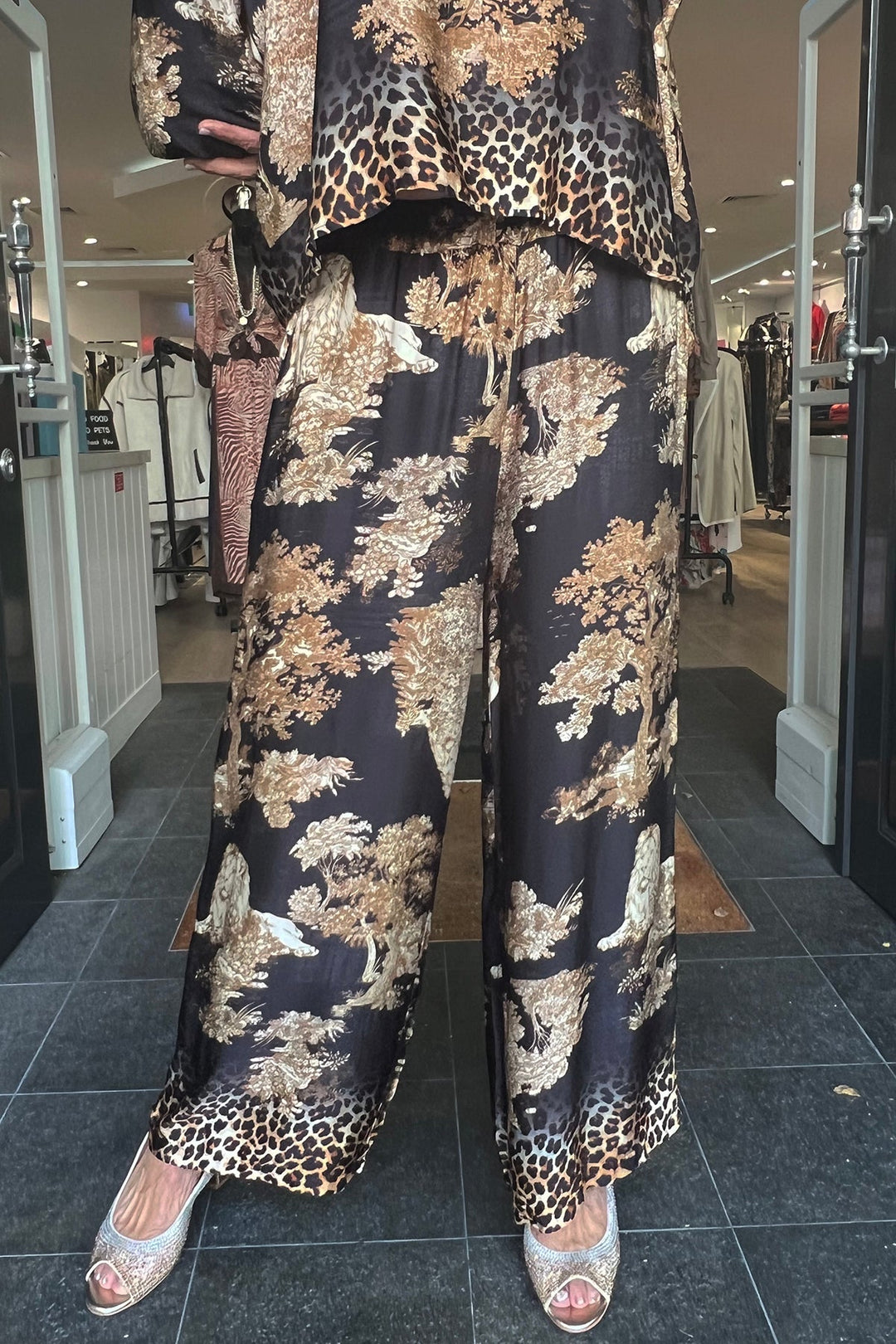 Umina Silk Pant - Black - TIC6 - Pizazz BoutiqueThe Italian Closet