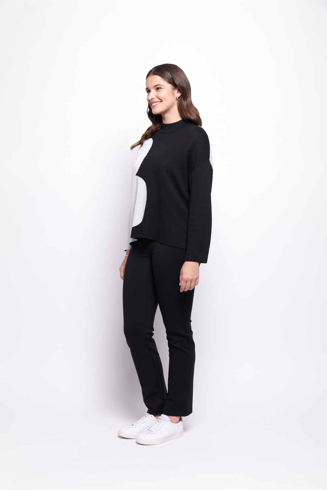 Zip Code Sweater - Mono Flower - F40 - Pizazz BoutiqueFoil