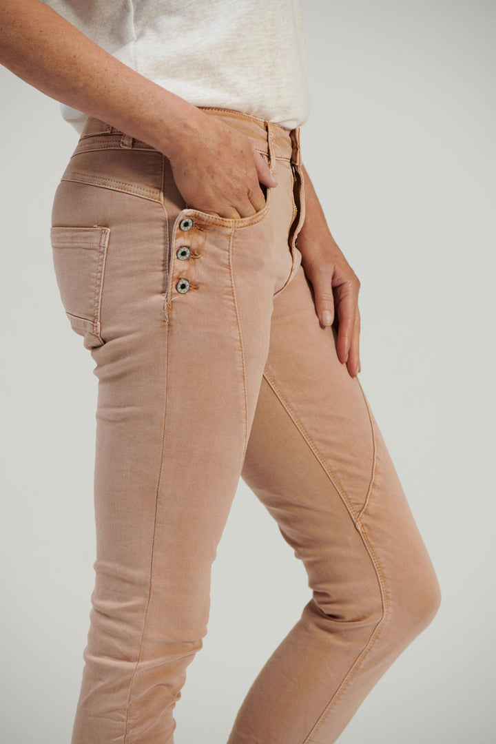 Liberation Jeans | Camello | IS16