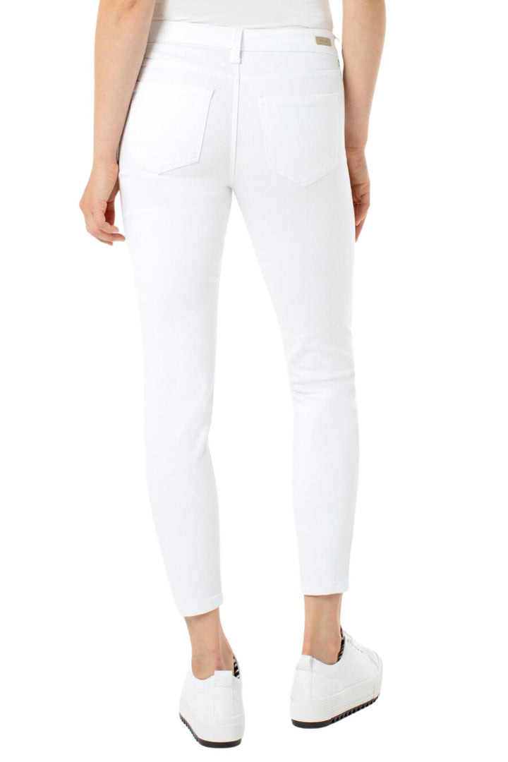 These gorgeous Abby Skinny Ankle Jeans by Liverpool Los Angeles  are a mid rise jean cropped at the ankle, providing you with comfort and support all day.  Brand : Liverpool Style Code : LM2005QY-W Fabric : 64% Cotton 26% Viscose 8% Polyester 2% Elastane Colour : Bright White Mid rise  Stretch denim 5 Pockets Zip fly & Button closure 