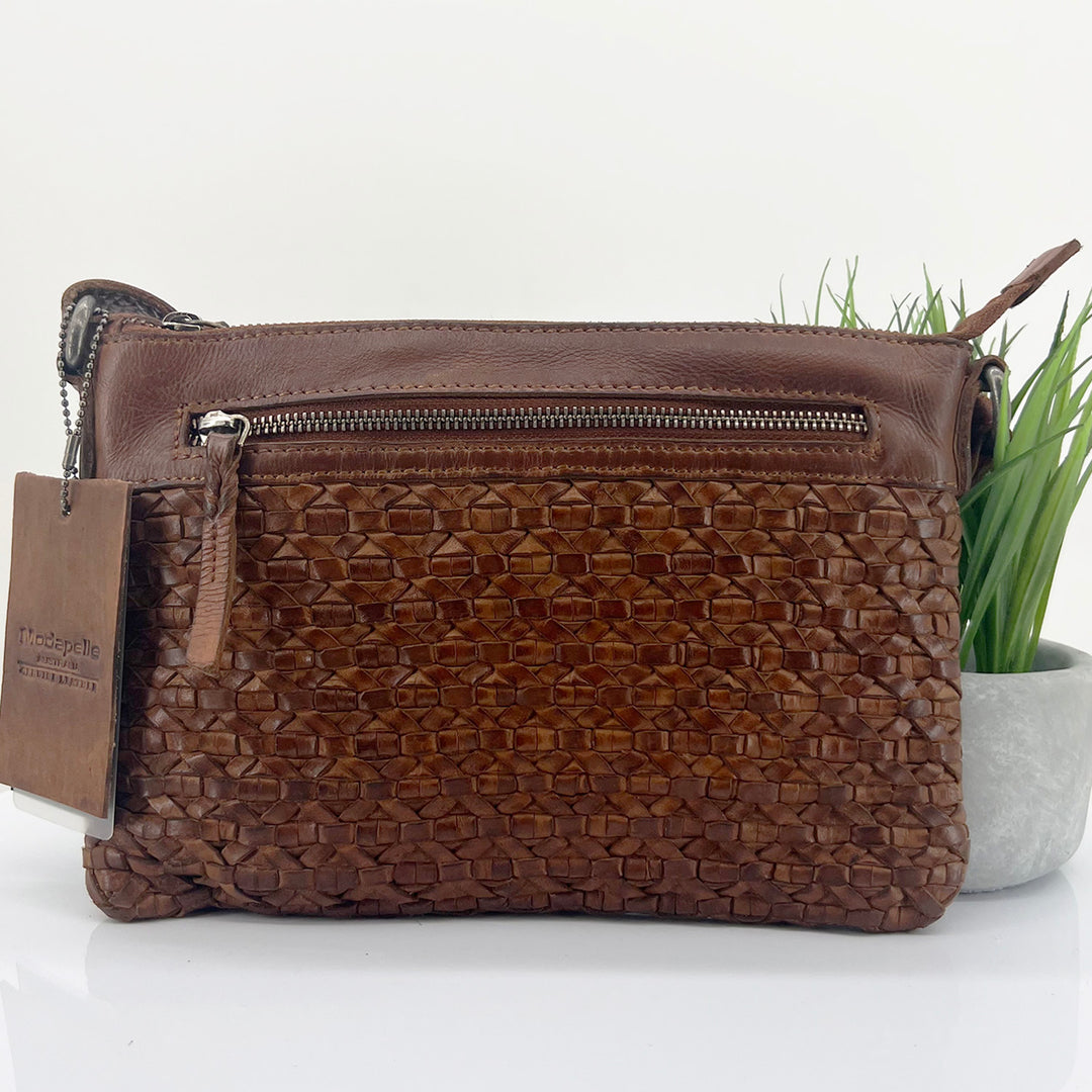 Cross Body Diamond weave - Chestnut - ML38