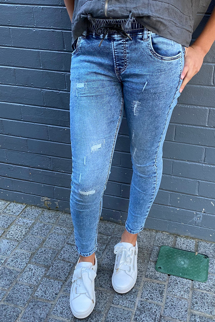 Dundee Hybrid Jogger Jeans - Wash - NLJ7 - Pizazz BoutiqueNew London Jeans